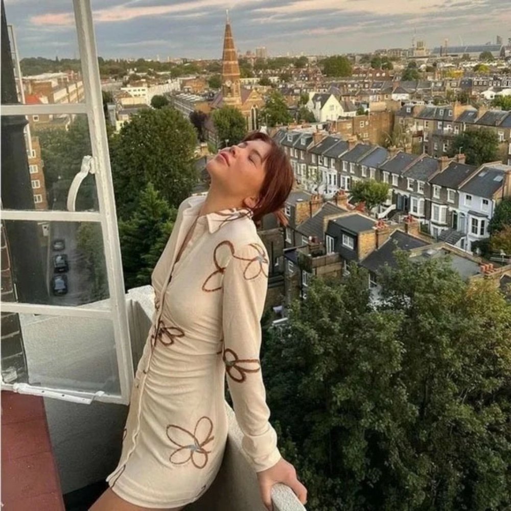 NWT - WITH JÉAN Andy Dress in Chalk & Flowers